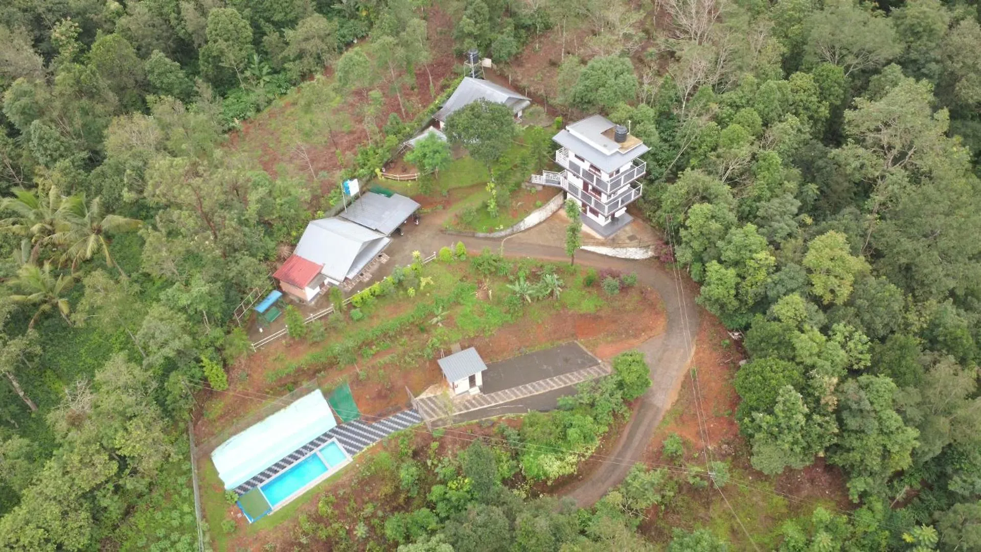 Vagamon Hillvalley Pool Resort