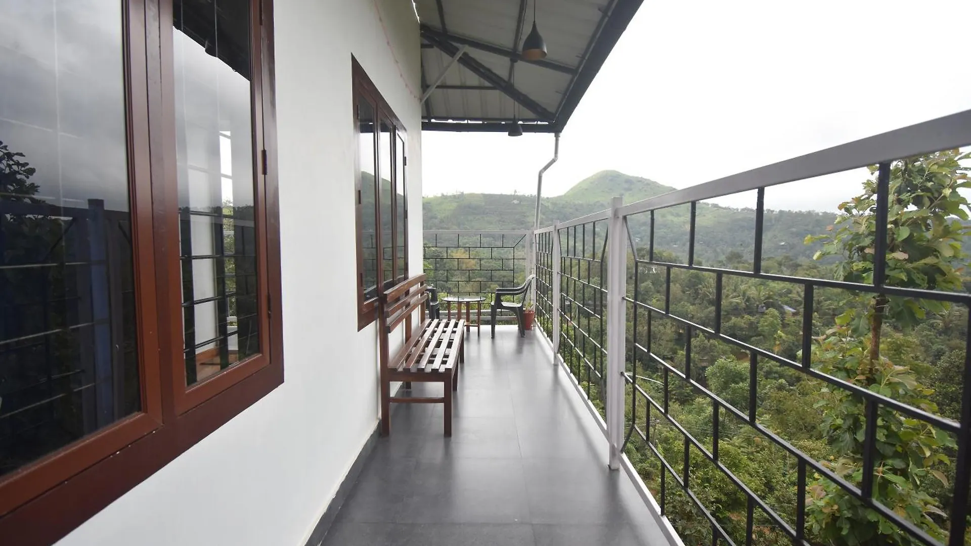 Vagamon Hillvalley Pool Resort 0*,  India